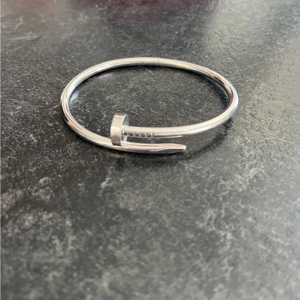 Cartier JUSTE UN CLOU BRACELET - Picture 4 of 5